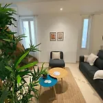 Le Guillaumont - Amazing 2-bedroom In The Old Town -stayinantibes Apartment Antibes
