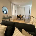 Apartment Le Guillaumont - Amazing 2-bedroom In The Old Town -stayinantibes *