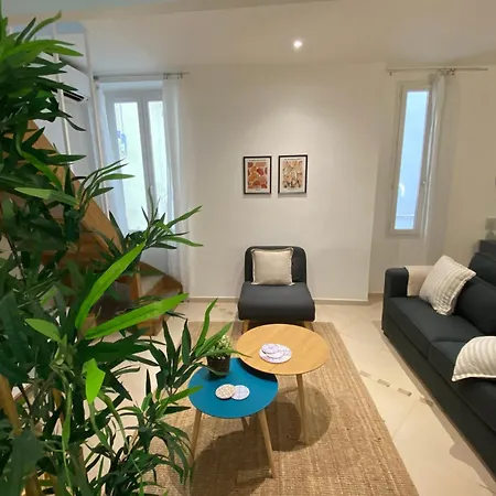 Le Guillaumont - Amazing 2-bedroom In The Old Town -stayinantibes Appartement Antibes