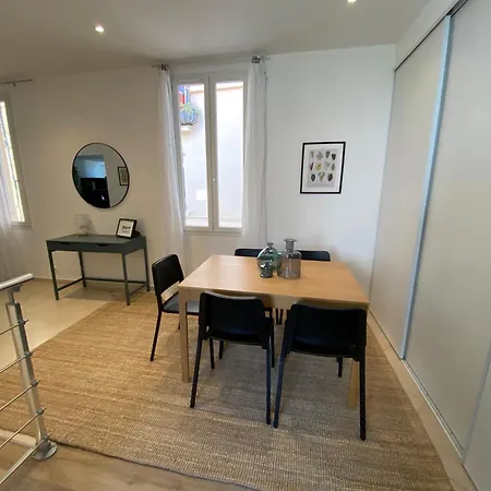 Appartement Le Guillaumont - Amazing 2-bedroom In The Old Town -stayinantibes Antibes
