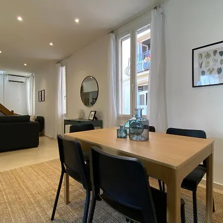 Le Guillaumont - Amazing 2-bedroom In The Old Town -stayinantibes Appartement Antibes