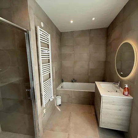Le Guillaumont - Amazing 2-bedroom In The Old Town -stayinantibes Apartment *